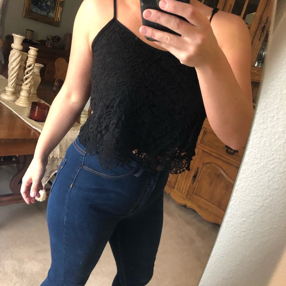 American eagle lace crop top